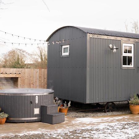 Barfield Shepherds Hut Марафелт Екстер'єр фото